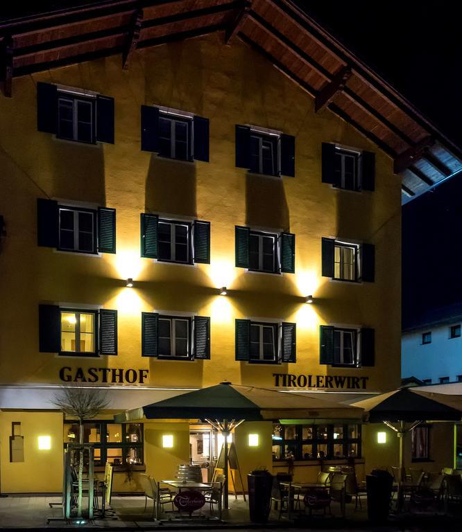 Hotel Gasthof Tirolerwirt Бишофсхофен Екстериор снимка