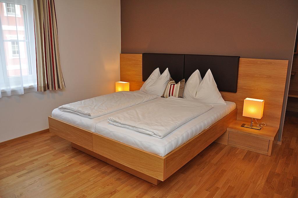 Hotel Gasthof Tirolerwirt Бишофсхофен Стая снимка
