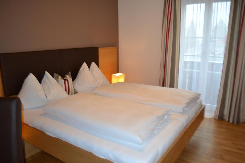 Hotel Gasthof Tirolerwirt Бишофсхофен Екстериор снимка